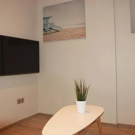 L36 Sea View Terrace 10min Walking To Sea/parking & Ac Apartamento