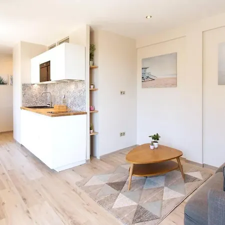 L36 Sea View Terrace 10min Walking To Sea/parking & Ac *
