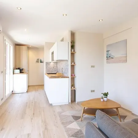 L36 Sea View Terrace 10min Walking To Sea/parking & Ac Apartment *