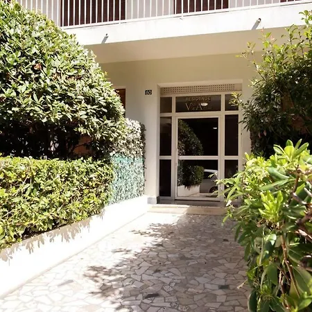 L36 Sea View Terrace 10min Walking To Sea/parking & Ac *